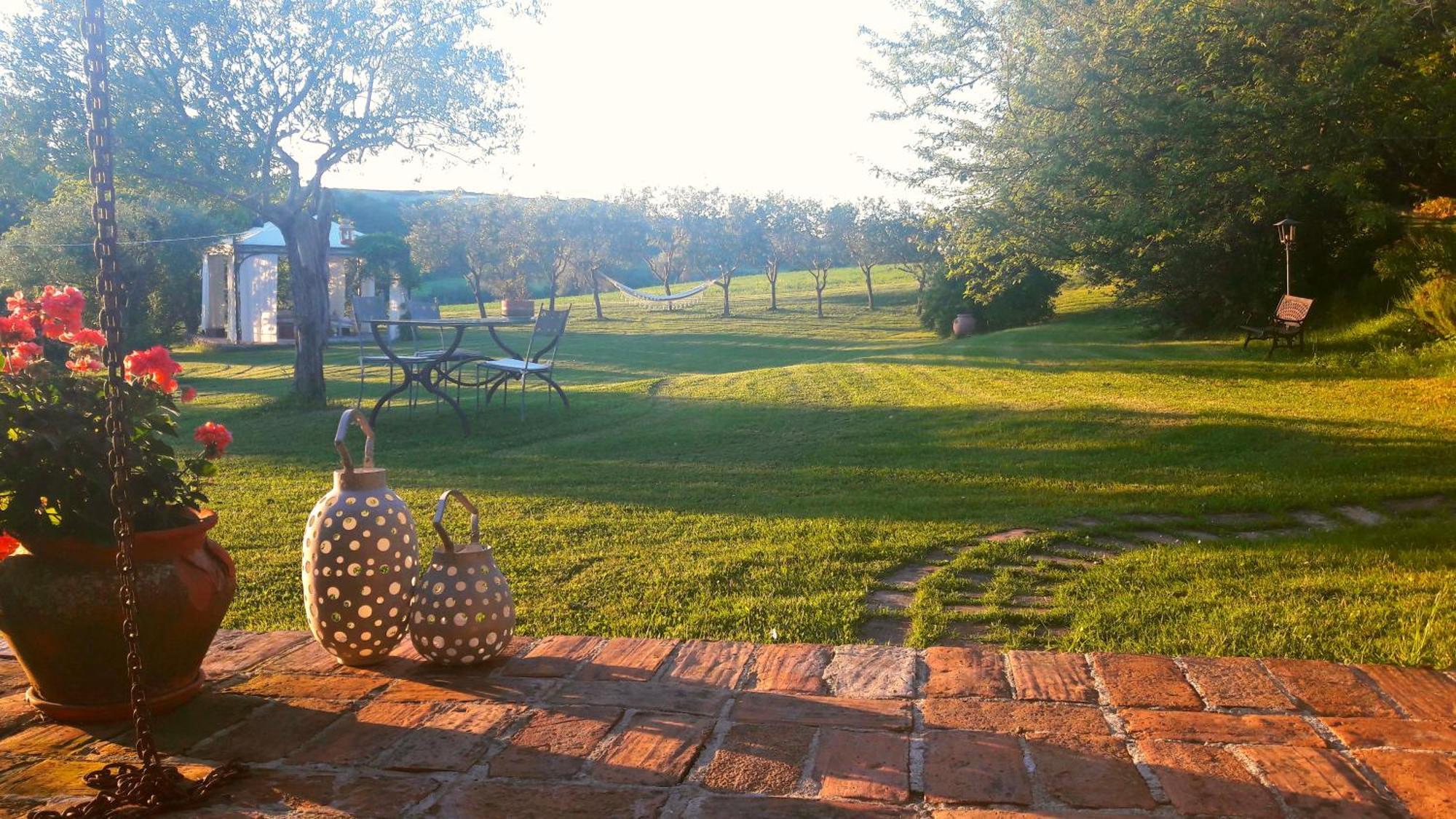 Bed and Breakfast Le Bumbarelle Tavoleto Zewnętrze zdjęcie